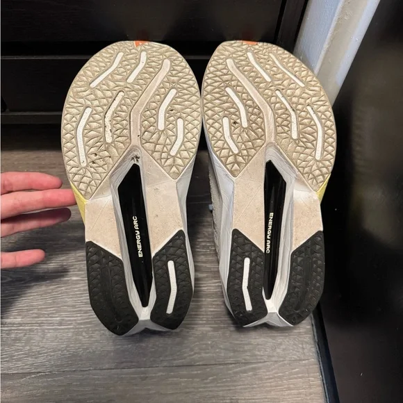 New Balance FuelCell SuperComp Trainer - Picture 6 of 11